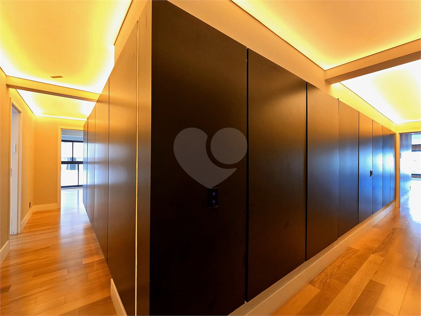 Apartamento 312 m² 4 Suítes 4 vagas 1 Por Andar em Higienópolis