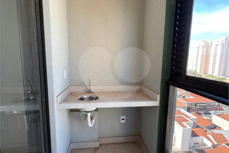 Apartamento no IRINEU MASSARI á venda