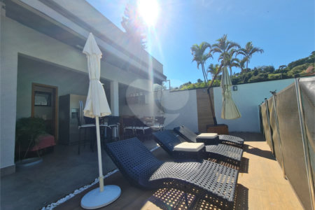 Casa com 4 dormitórios à venda, 214 m² por R$ 1.890.000 - Parque Arco Iris - Atibaia/SP