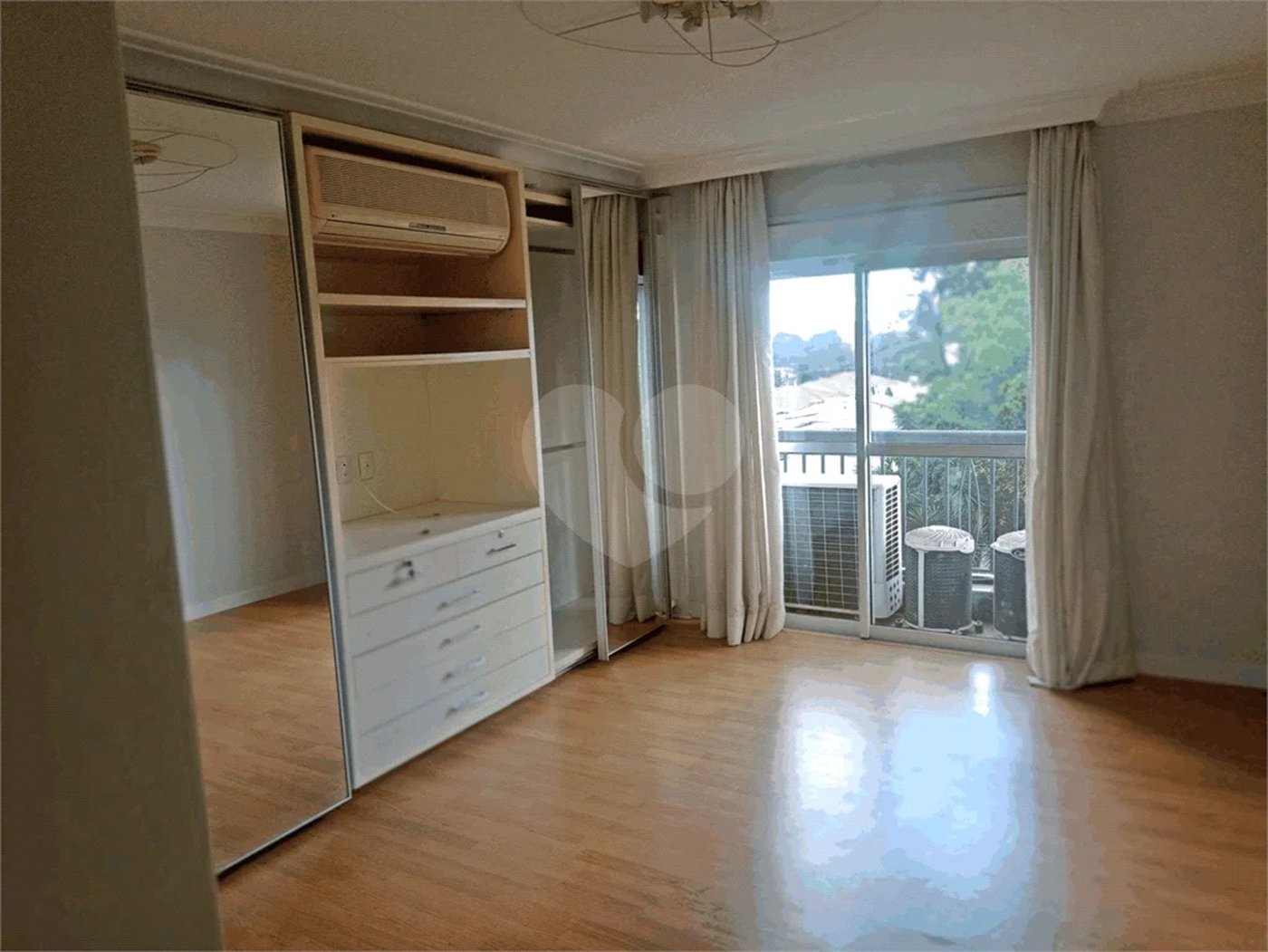 Apartamento a venda com 252 m² no Campo belo.