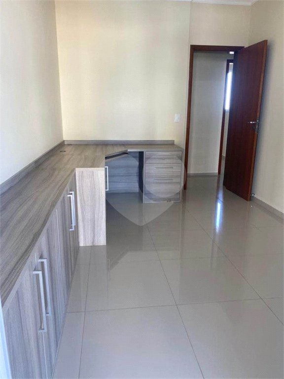 Apartamento para venda e locação no Edifício Residencial Oswaldo Ienco