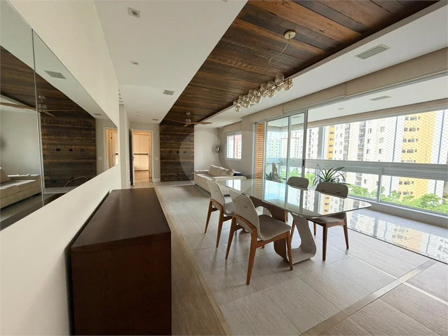 Apartamento à venda com 3 suítes em Vila Mariana, São Paulo, SP