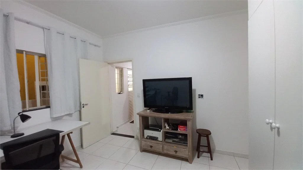 Sobrado à venda com 3 quartos, sendo 1 suíte, em Vila Gomes, São Paulo, SP