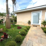 Casa Térrea de Alto Padrão à Venda no Bolsão de Interlagos