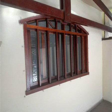 Sobrado à venda com 4 quartos, sendo 1 suíte, em Jardim Ester Yolanda, São Paulo, SP
