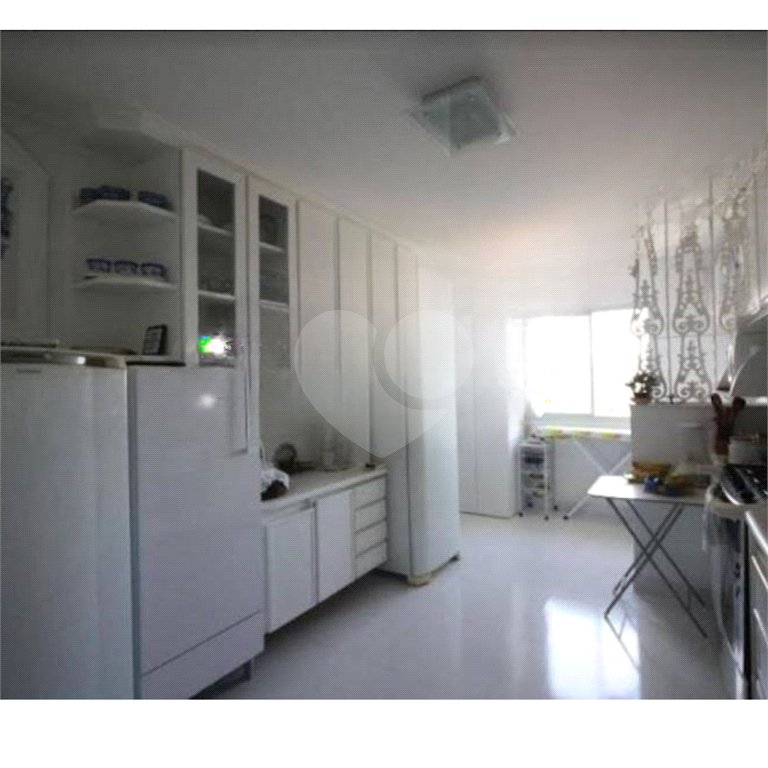 Apartamento Alto de Pinheiros - Próximo ao Parque Villa Lobos