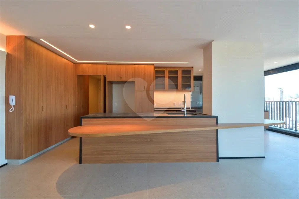 Apartamento para venda e locação em Pinheiros com 3 quartos, sendo 3 suítes, 178m²