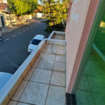 ?Oportunidade Única em São Carlos: Salão Comercial + Casa Independente nos Fundos – Ideal para Investidores!