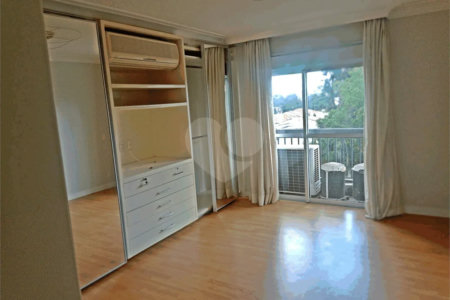 Apartamento a venda com 252 m² no Campo belo.
