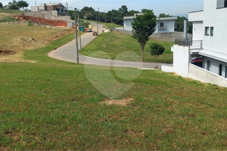Terreno à Venda no Condomínio Santa Isabel 2 - Louveira/SP