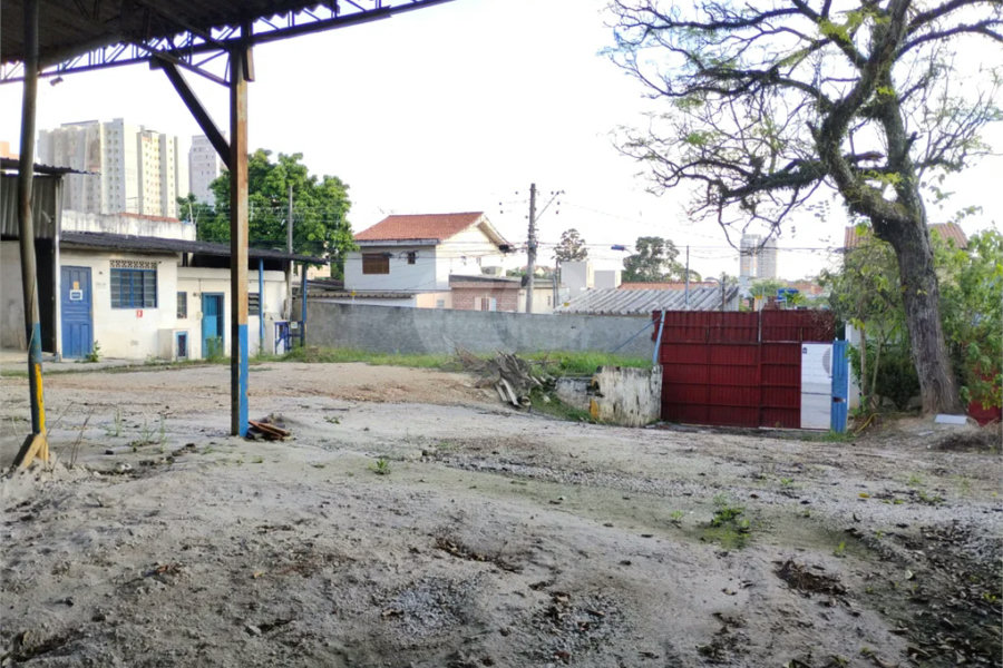 Aluga-se imóvel comercial na Zona Sul com 1500 m2