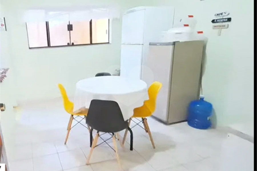 Belíssima casa com 04 dormitórios em Itanhaém