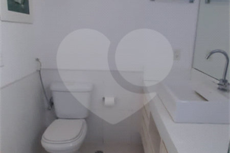 Apartamento Alto Padrão de 176m² na Aclimação — São Paulo/SP