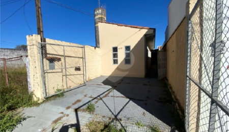 Casa à venda com 1 quarto em Jardim Tangará, São Carlos, SP