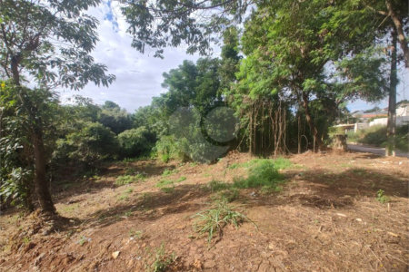 Terreno em Atibaia com 1.196 metros, ótimo para chácara, excelente localização, avalia permuta com casa maior valor