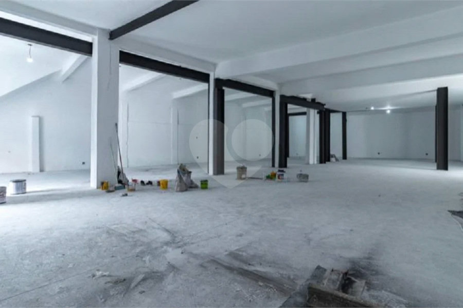 Salão Comercial Todo Reformado com 420m² Jaçanã!!!