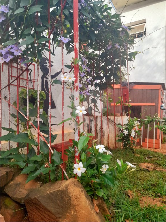 Casa com 4 dormitórios sendo 1 suíte a venda no bairro Samambaia