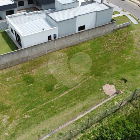 Terreno a venda no condominio Santa Isabel