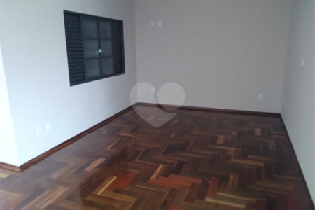 Sobrado 3 quartos 1 suíte