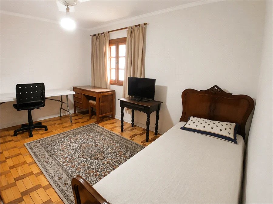 Sobrado à venda com 4 quartos, sendo 2 suítes, em Butantã, São Paulo, SP