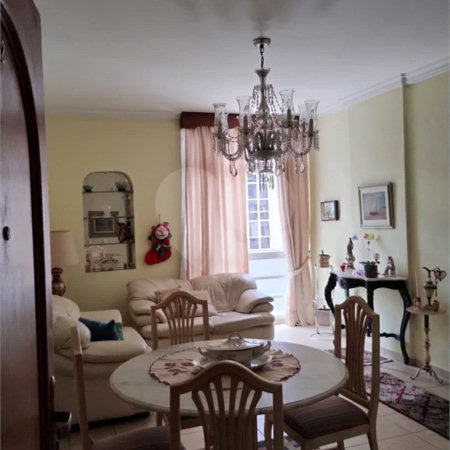 Apartamento em Higienópolis com 2 dormitórios