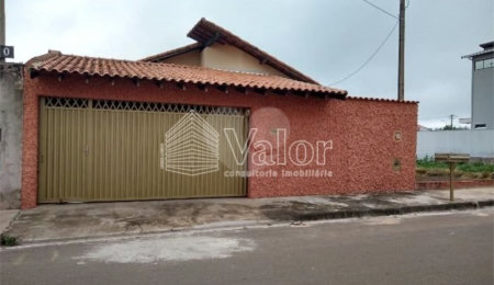 Casa Térrea à venda com 3 quartos, sendo 1 suíte,  em Jardim Embaré, São Carlos, SP