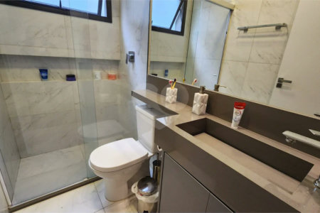 Casa à venda com 3 suítes no condomínio Via Castelli, Louveira - SP