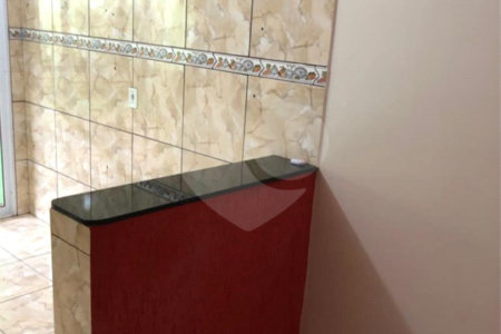Casa térrea no Condomínio Moradas II .