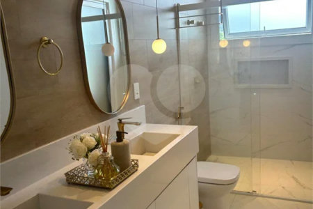 Belíssima Casa à venda com 453m², 4 suítes e 5 vagas de garagem em Atibaia!!!!