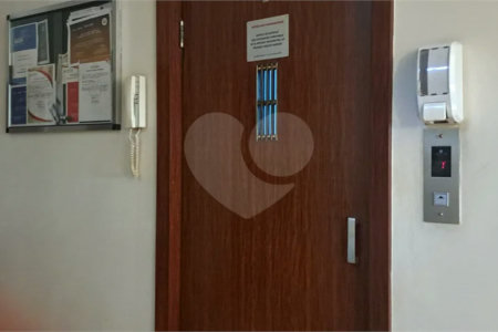 Apartamento à Venda na Aclimação