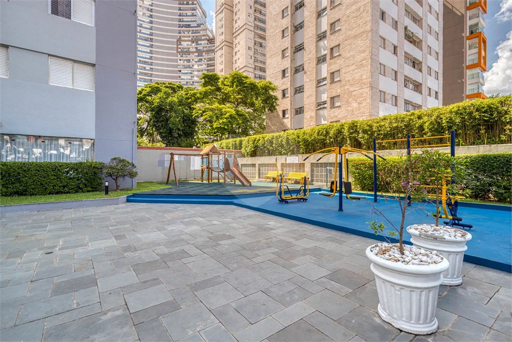 Apartamento com 3 quartos à venda em Brooklin - SP