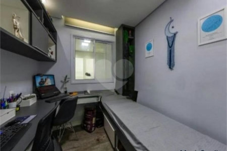 Apartamento com 68m², 2 dormitórios, 1 suíte, 1 vaga, à venda na Vila Ema.