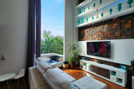 Casa de Alto Padrão à venda com 4 quartos, sendo 1 suíte, em condomínio, Cotia - SP