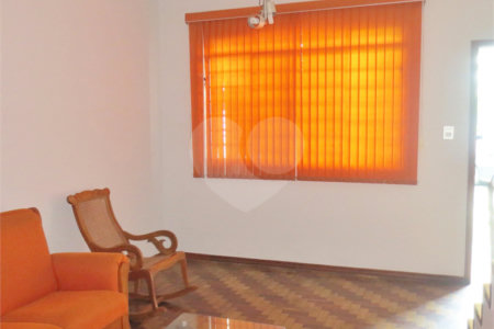 Sobrado de Vila na Chácara Inglesa/Saúde - 2 quartos/ 2 Vagas