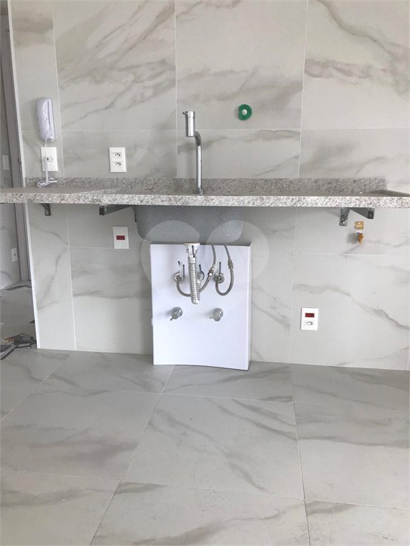 Magnífico apartamento novo (no contra-piso) à venda na Chácara Klabin com 144 m² e 3 suítes.