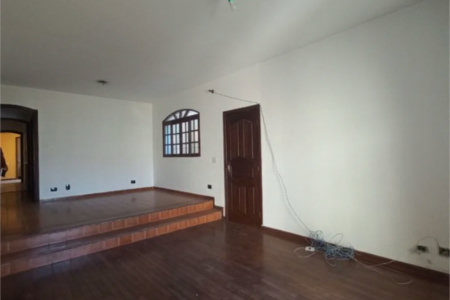 Sobrado à venda com 3 quartos, sendo 1 suíte,  em Jardim Bonfiglioli, São Paulo, SP