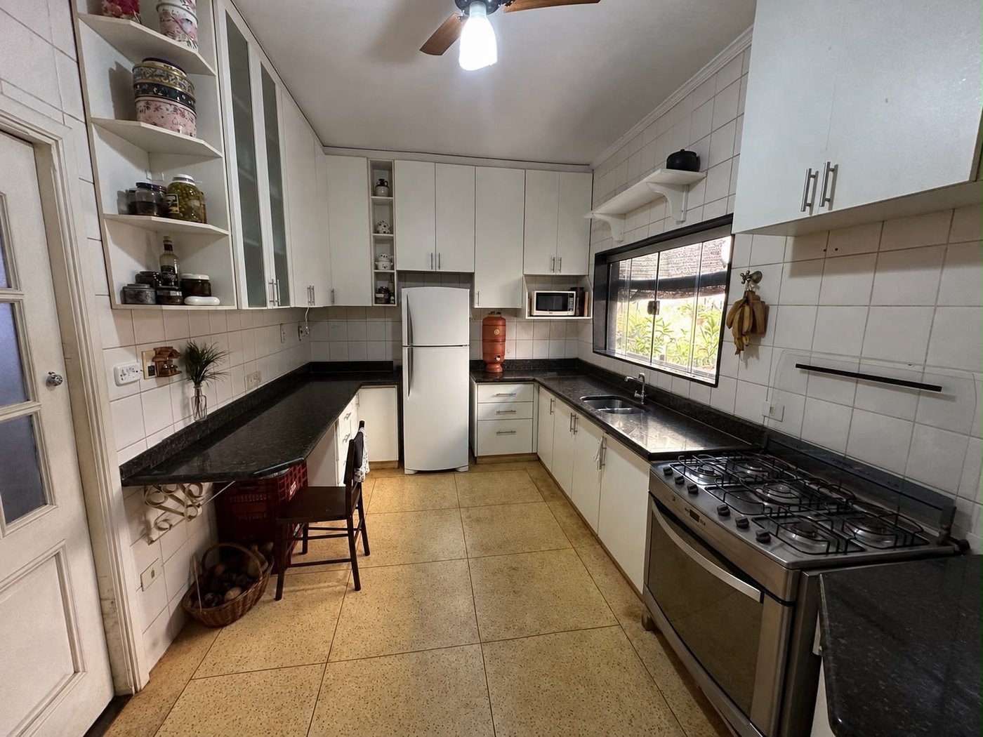 Casa para alugar com 4 suítes em São Carlos, Três Lagoas, MS