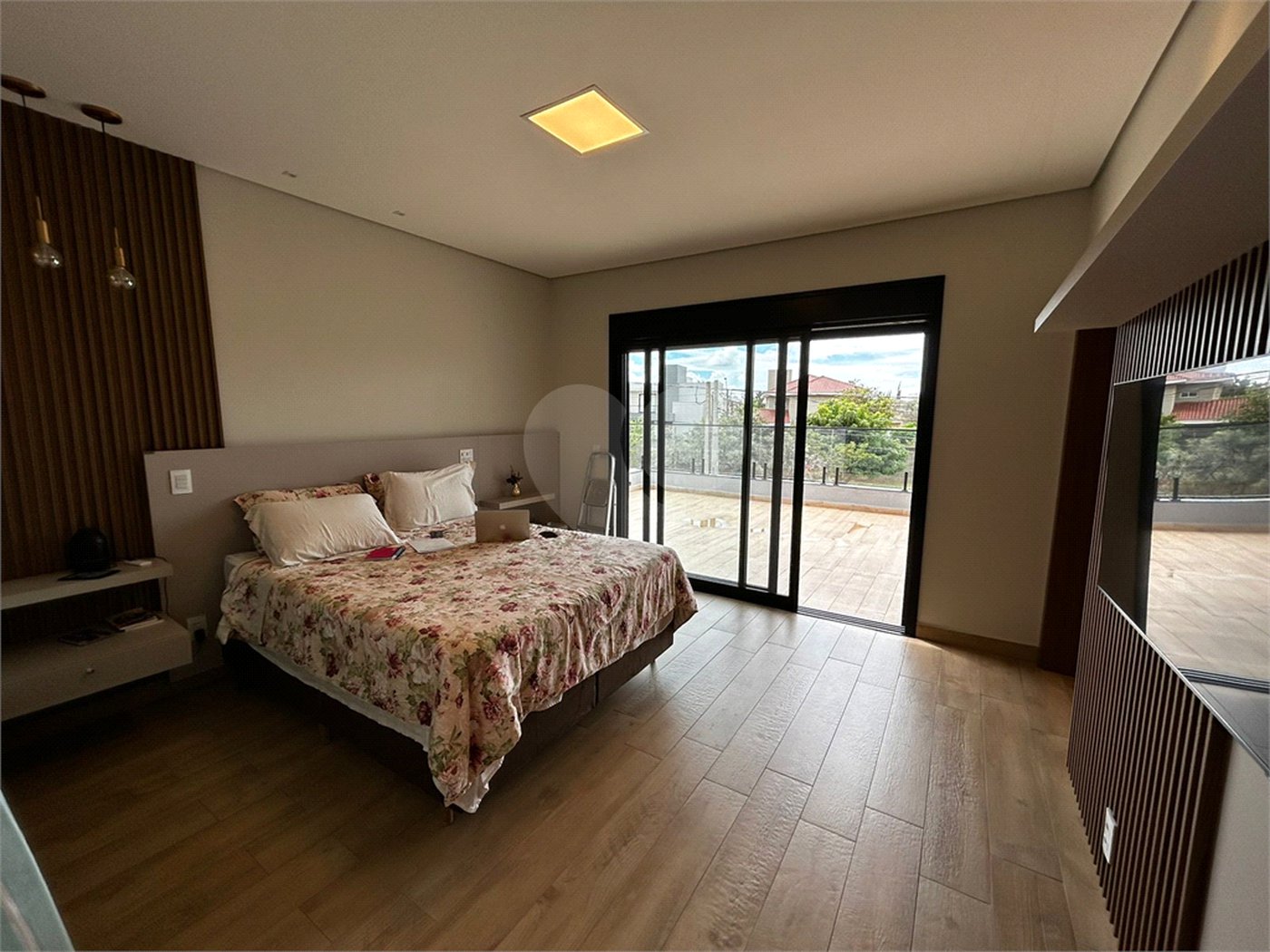 Casa de alto padrão para venda no condomínio Damha III.