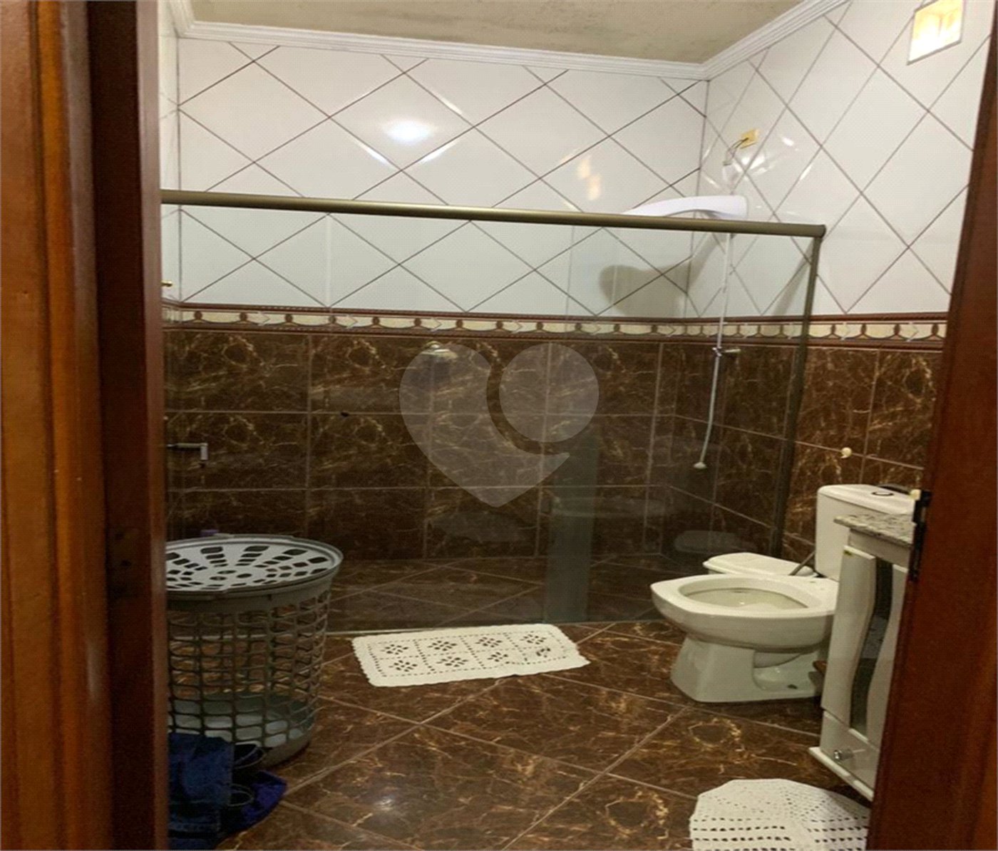 Casa à venda com 4 quartos, sendo 1 suíte, em Jardim Cruzeiro do Sul, São Carlos, SP