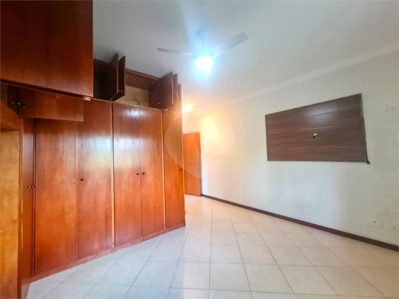 Casa à venda com 3 suítes em Interlagos, São Paulo, SP
