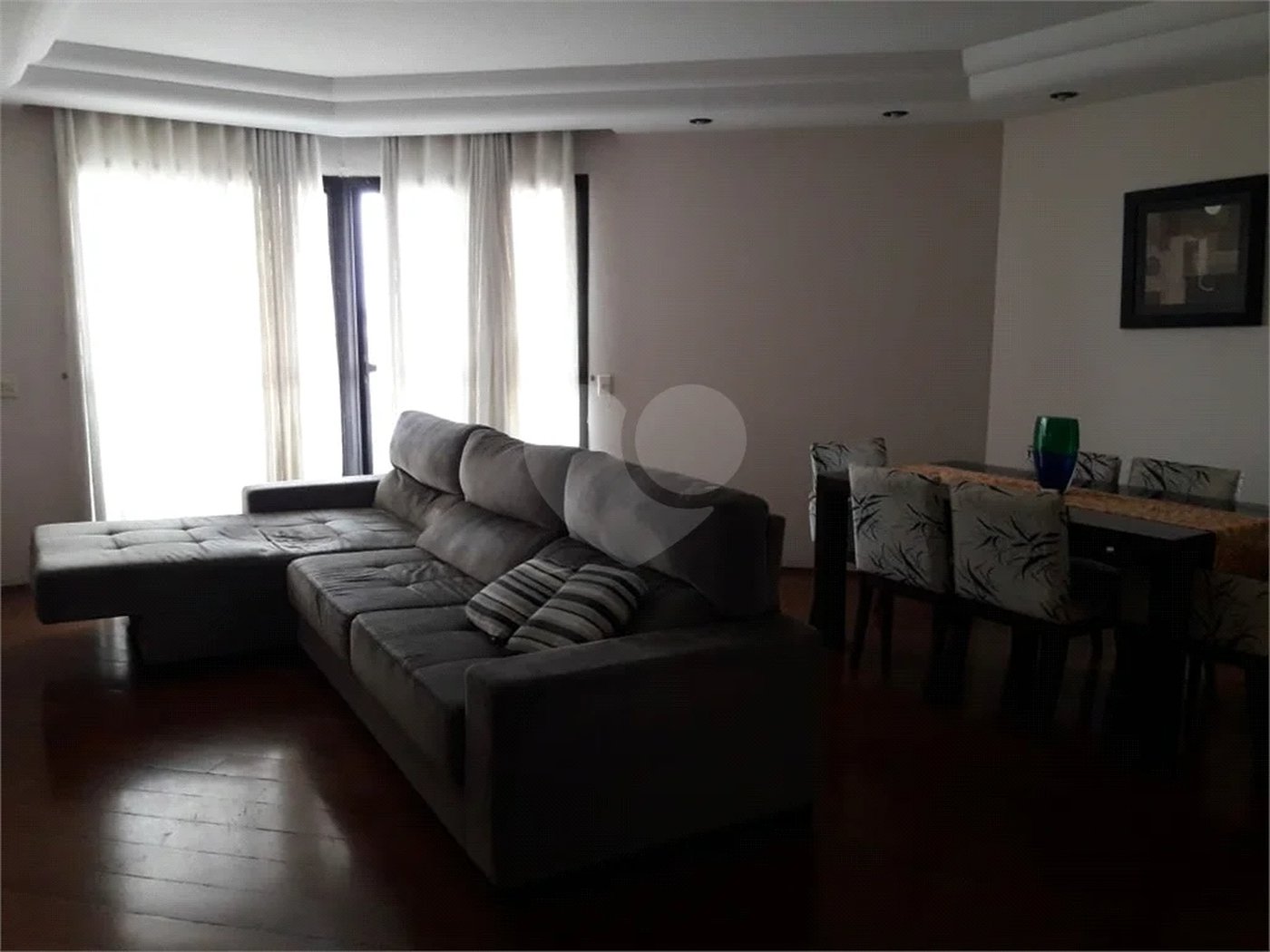 Apartamento com 136m² , 3 dormitórios , sendo 1 suíte , 2 vagas , à venda na Vila Prudente.