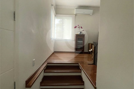 Casa à venda com 3 quartos, sendo 1 suíte,  em Picollo Villaggio, Louveira, SP