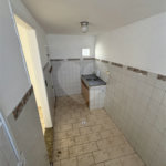 Casa com 132m² de terreno, 2 dormitórios, 2 vagas de garagem e próximo ao metrô.