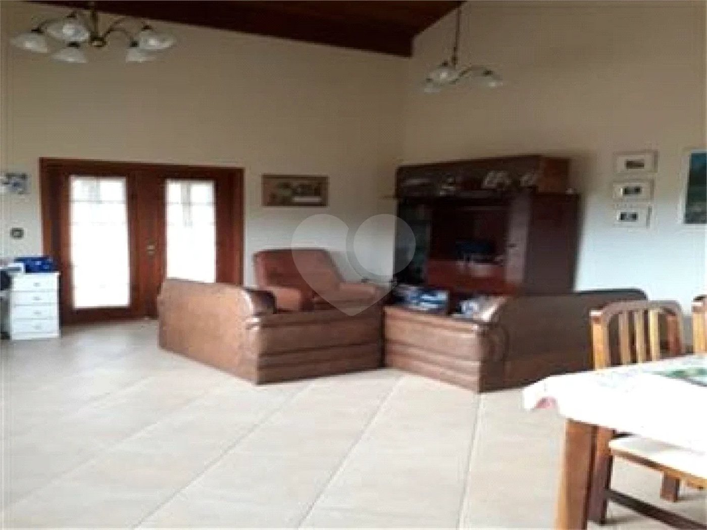 Casa à venda com 3 suítes em Estância Santa Maria do Laranjal, Atibaia, SP
