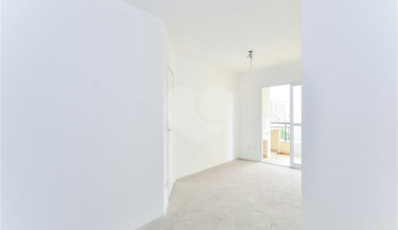 Apartamento à venda com 3 quartos, sendo 1 suíte, em Vila Gumercindo, São Paulo, SP