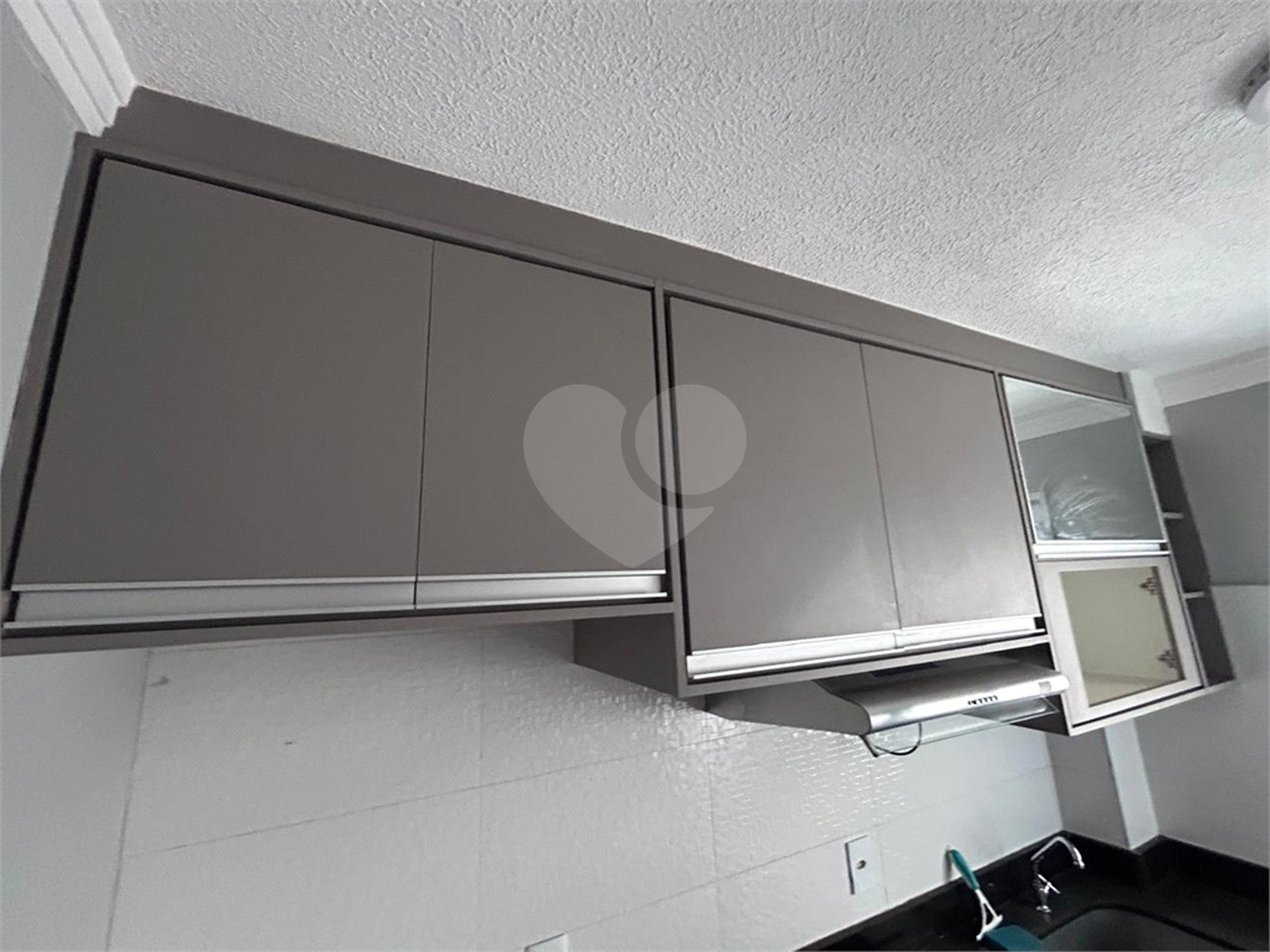 Apartamento no Monte D'oro á venda.