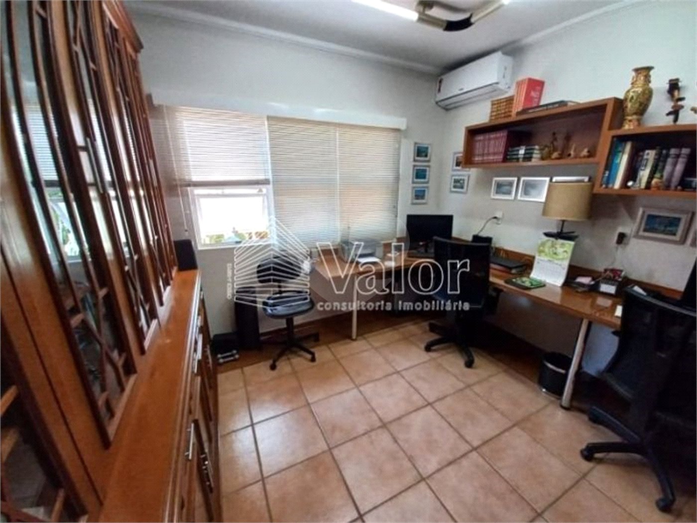 Sobrado no Condomínio Residencial Sabará