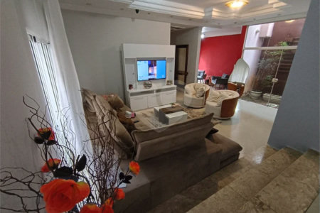 Sobrado de 400m² - Alto Ipiranga. Mogi das Cruzes/SP