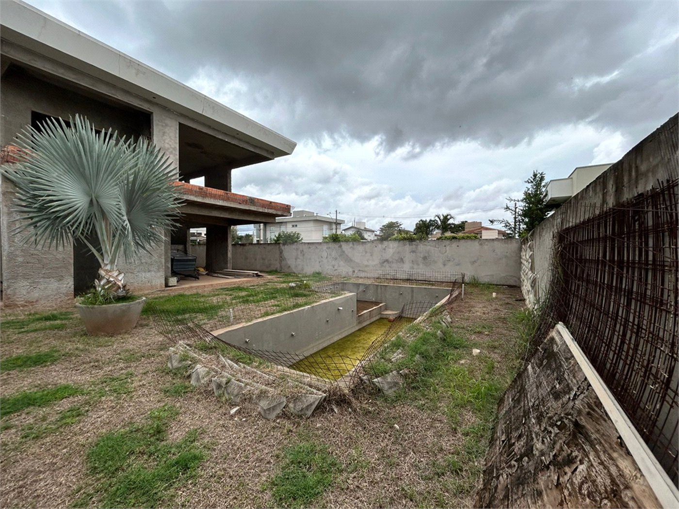 Casa à Venda de 3 dormitórios no condomínio damha II em São Carlos,