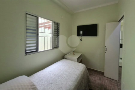 Casa de vila com 3 dormitórios sendo 2 suítes em Santana